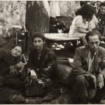 פליטים יהודים בדרכים — Jewish  refugees on the way. באדיבות ארכיון "יד ושם"